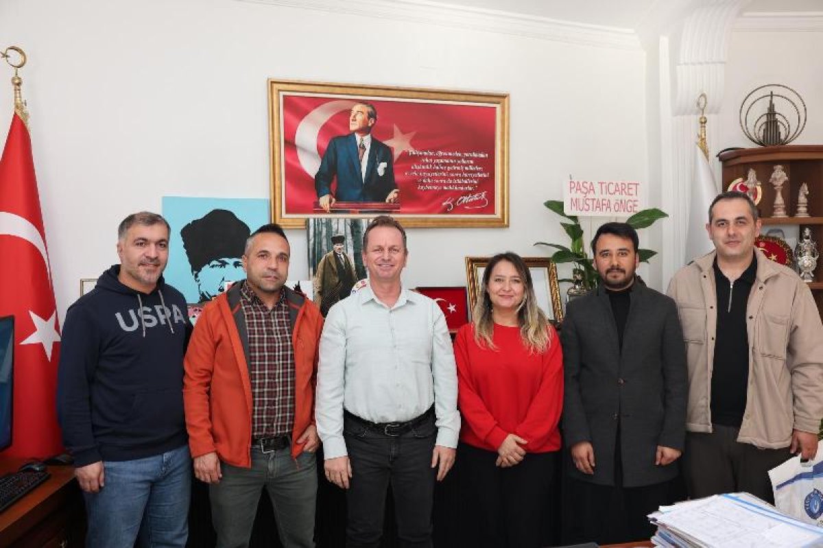 Türk Eğitim-Sen’den Başkan Önge’ye Nezaket Ziyareti