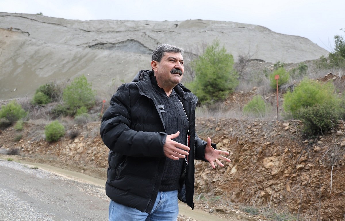 Toroslar'da krom atığı tesisinde yine göçük meydana geldi. Belediye Başkanı Yıldız, isyan etti: "Bu tesisi buradan kaldırın"