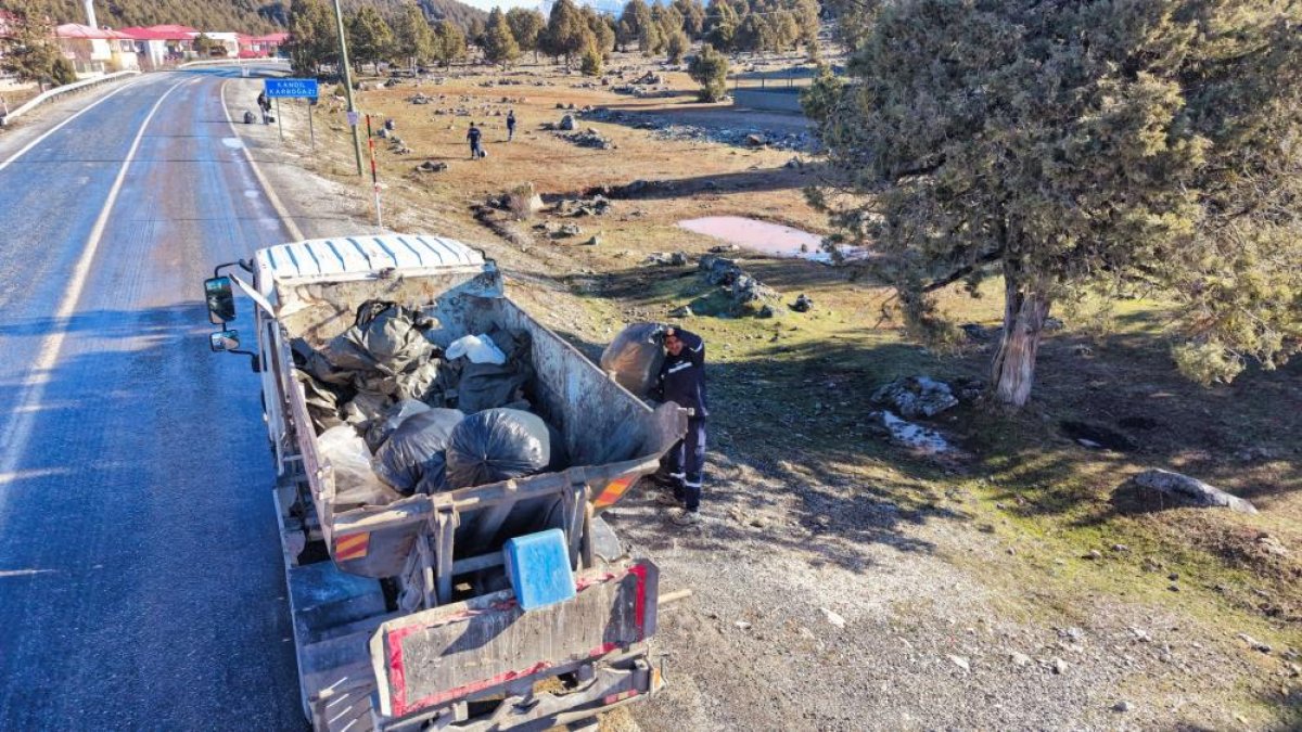 Tarsus’ta Doğa Temizliği