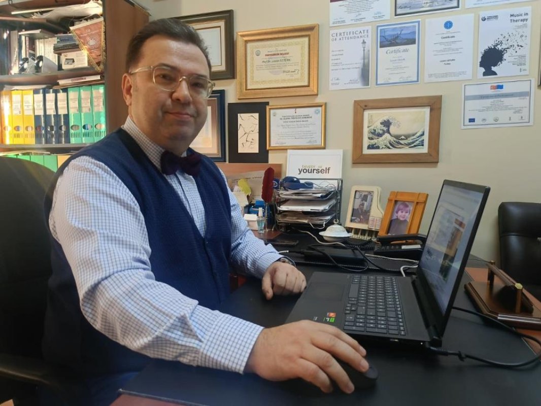 Melatonin: Dost Mu, Düşman Mı?