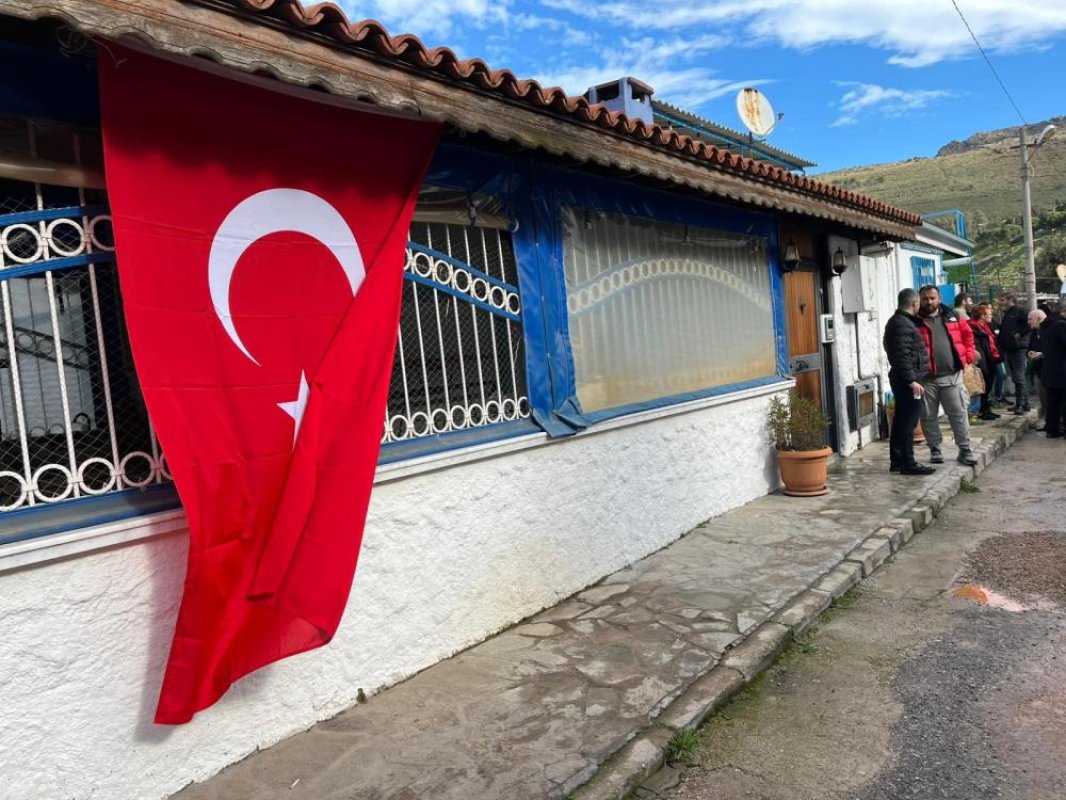 Şehit Pilotun Evinde Yas