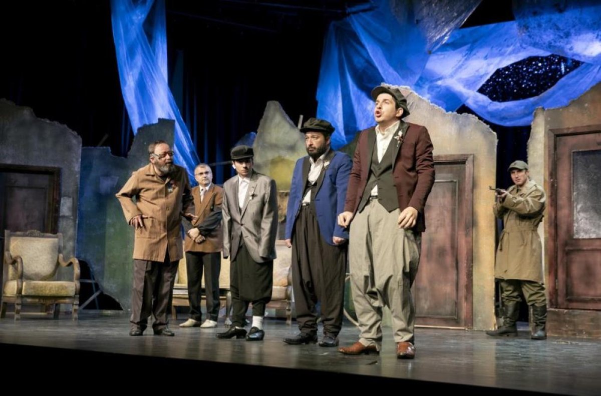 Mersin’de Sanatseverlere Ücretsiz Tiyatro Keyfi