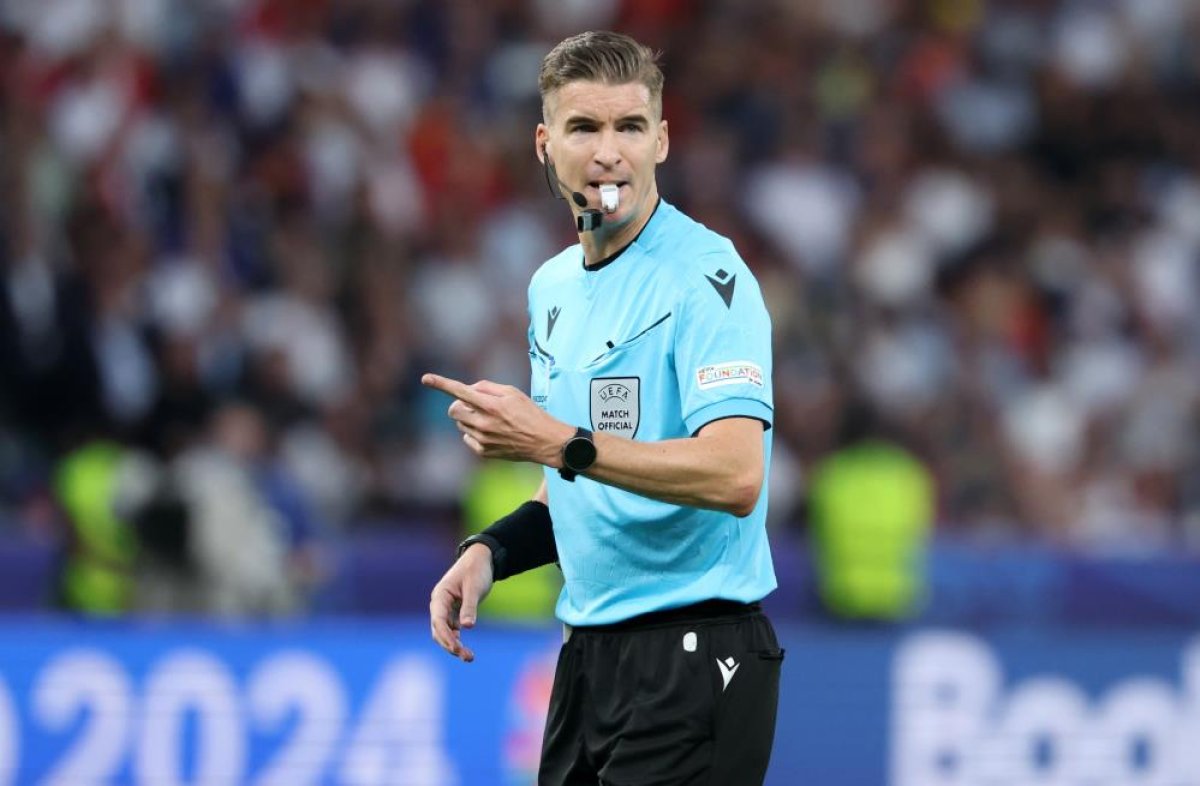 Türkiye - Romanya Maçını Letexier Yönetecek