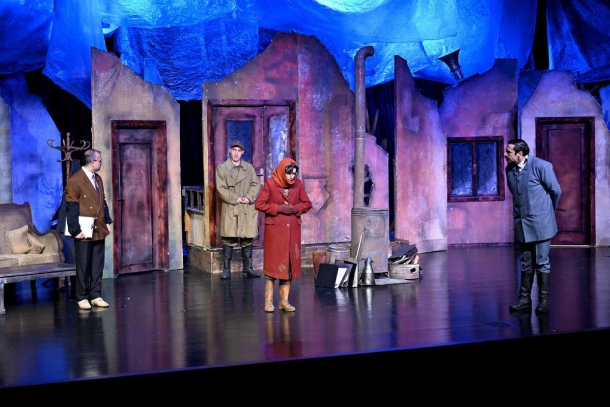 Mersin Şehir Tiyatrosu'ndan Dünya Tiyatro Günü Kutlaması