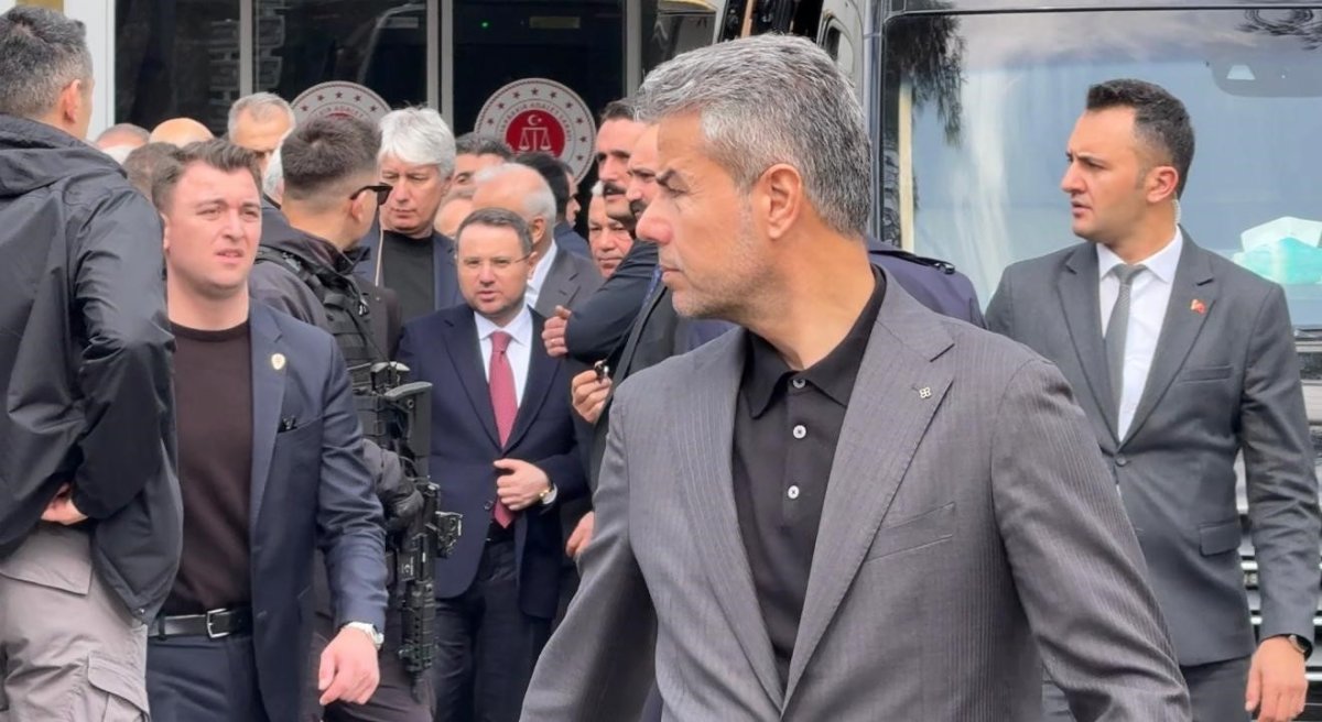 Bakan Gürlek'ten Diyarbakır Adliyesi ve Siyasi Partilere Ziyaret