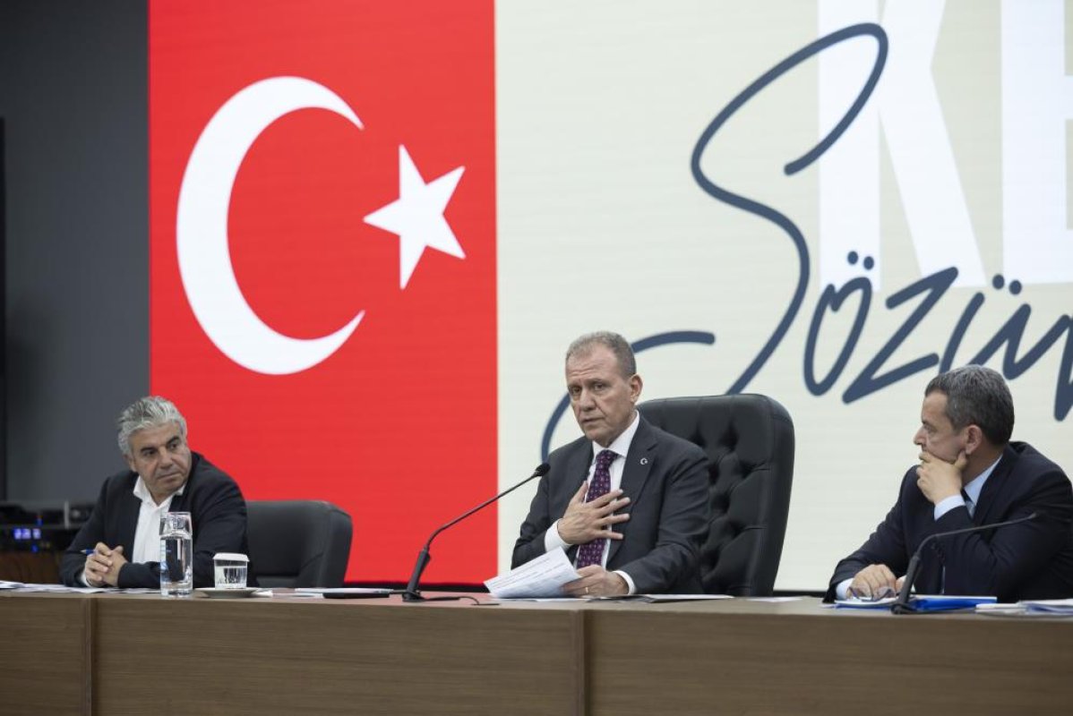 Mersin’de ‘Kent Katılımı Buluşmaları’ başladı, Seçer projeleri anlattı