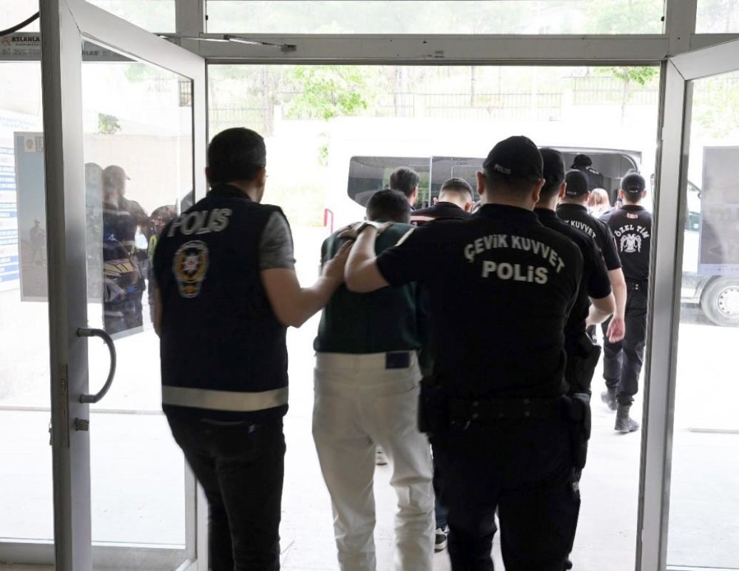 Mardin Ve İstanbul’da Eş Zamanlı Fuhuş Operasyonu: 6 Tutuklama