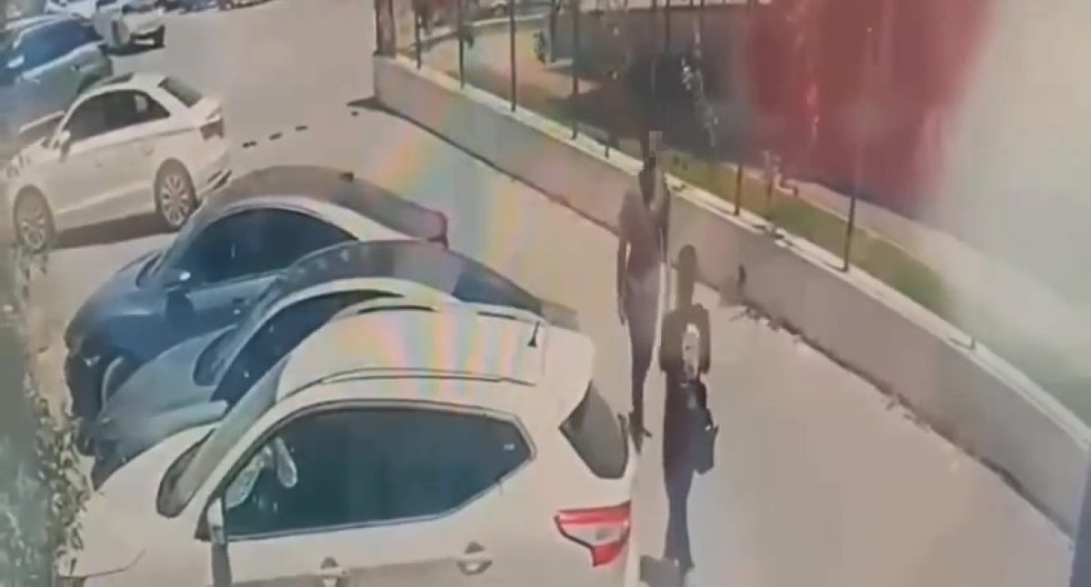Platonik Aşk Dehşeti: Genç Kadını Sokak Ortasında Bıçakladı