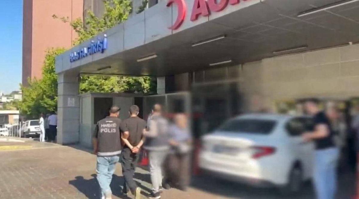 Güngören'de 247 Bin 500 Sentetik Ecza Hap Ele Geçirildi: 9 Gözaltı