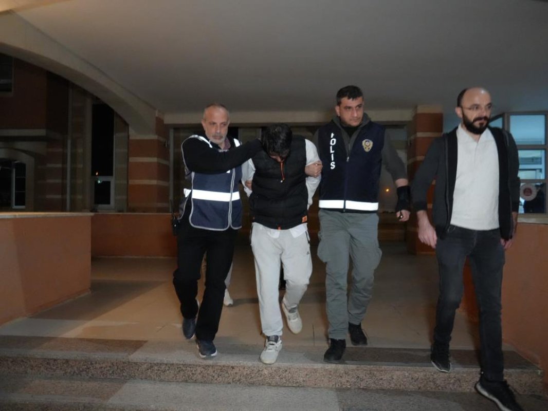 Hamile Eşini Öldürüp Günlerce Cesetle Yaşayan Şahsa Ağırlaştırılmış Müebbet Hapis