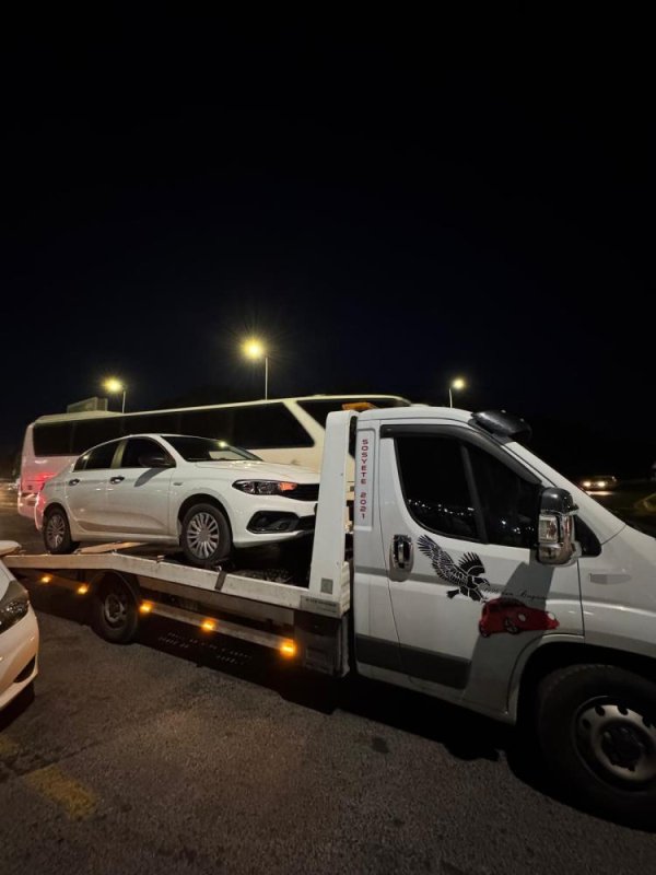 Serik'te Korsan Taşımacılık Yapan 2 Araca Ceza