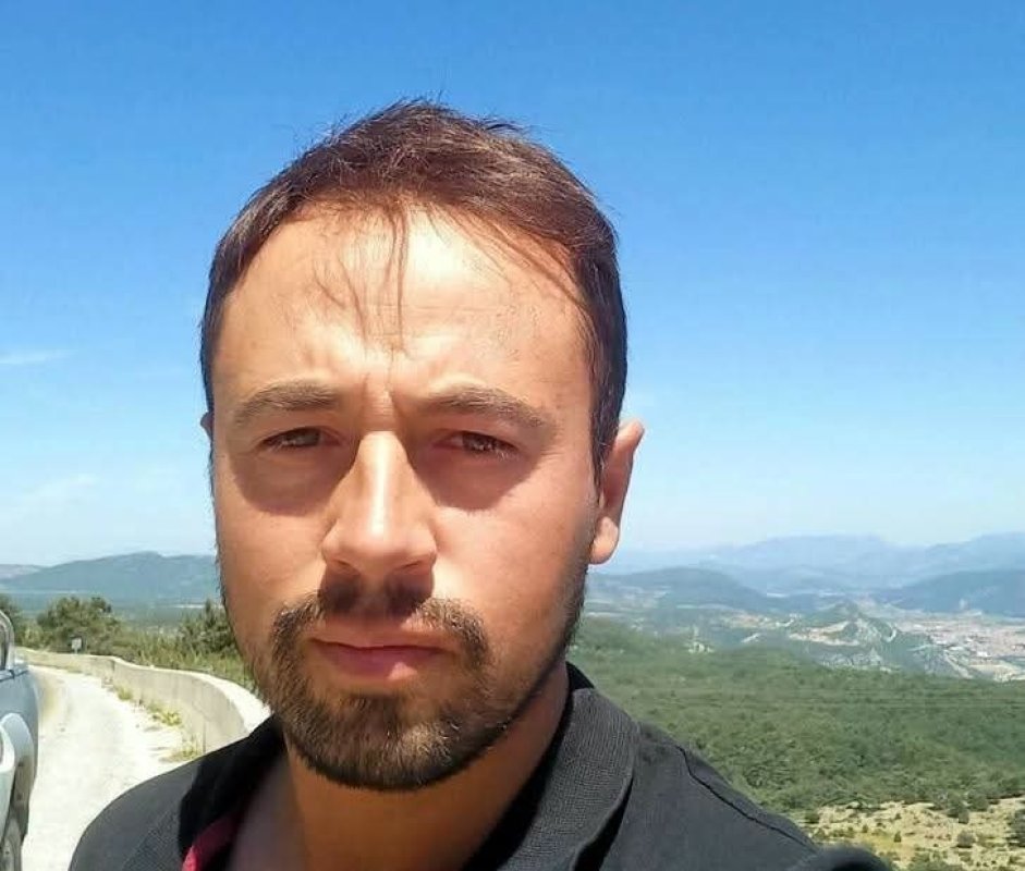  Restoranda tüfekle öldürdü, mezarlıkta kıskıvrak yakalandı