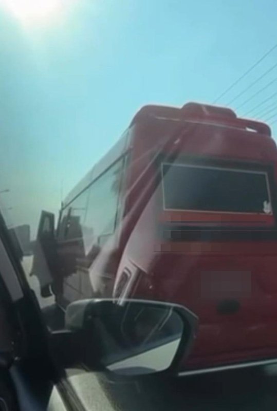 Mersin’de çevreyolunda yolcu indiren minibüs sürücüsüne ceza