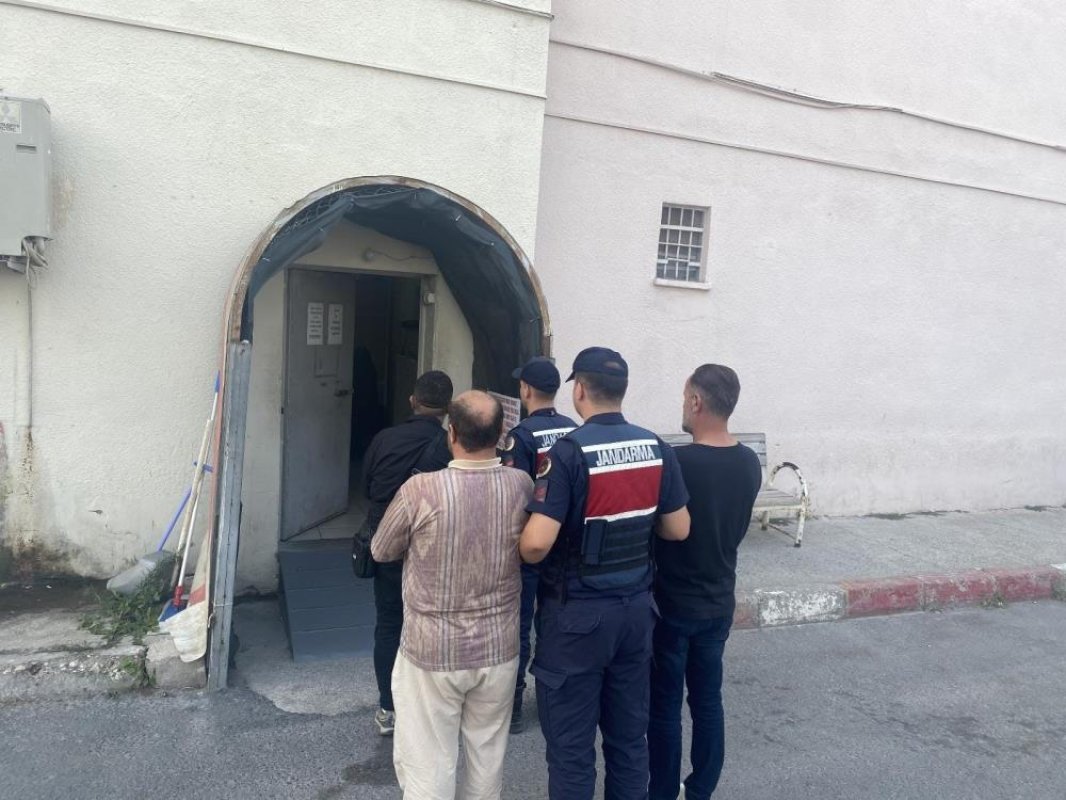 Sahte evrakla milyonluk vurgun girişimine suçüstü baskın: 4 tutuklama