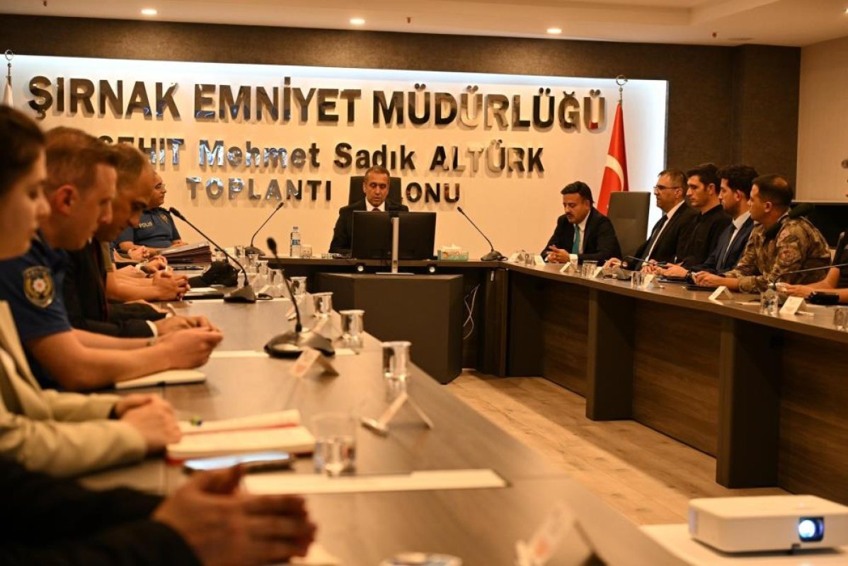 Şırnak'ta güvenlik zirvesi: Huzur için yeni yol haritası belirlendi