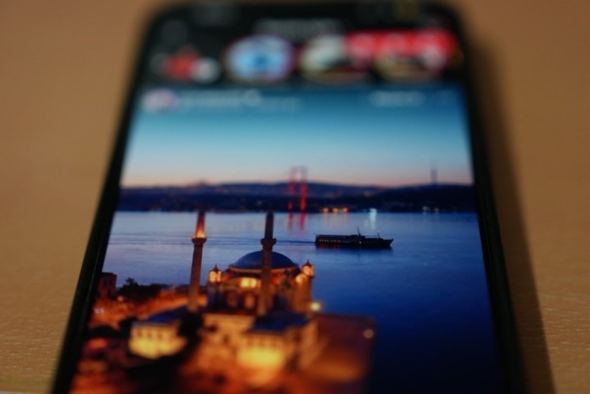 Sosyal Medya Devlerinin "Temsilcilik" Oyunu