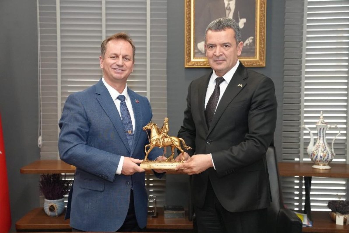 Gülnar Belediye Başkanı Fatih Önge, MESKİ Genel Müdürü Özdemir’i Ziyaret Etti