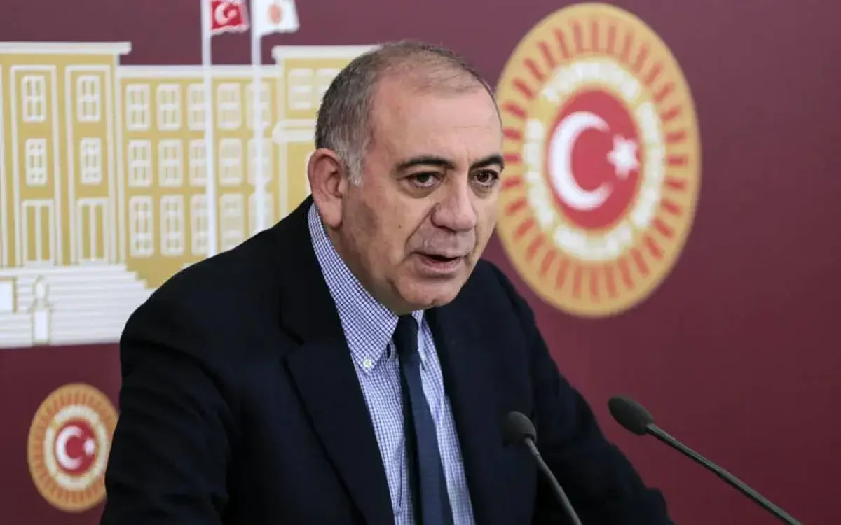 Gürsel Tekin'den CHP'ye Sert Eleştiri!