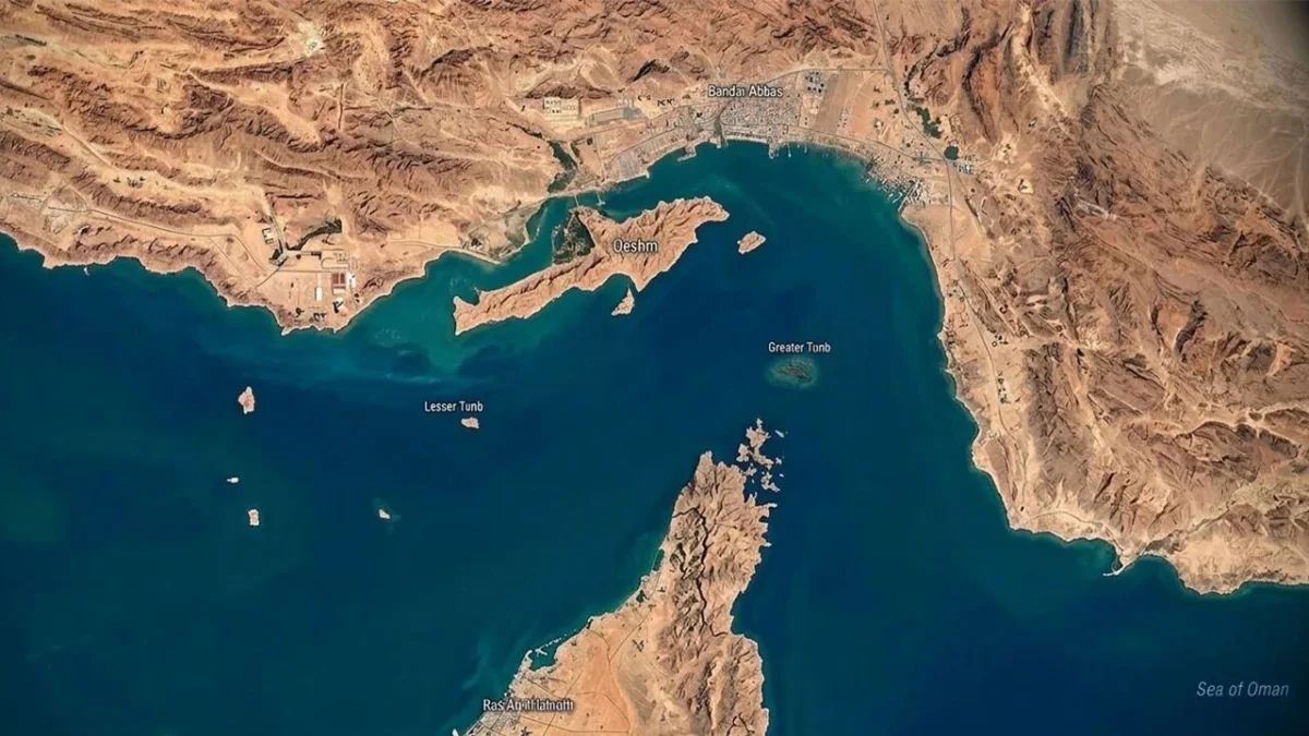 Hürmüz Boğazı’nda Şartlı Geçiş Açıklaması