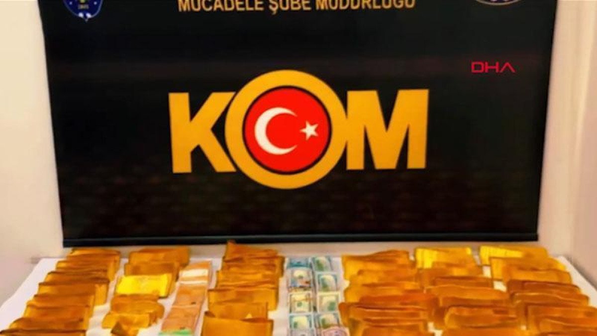 Şırnak'ta 590 Milyon Tl'lik Kaçak Altın Ve Döviz Yakalandı