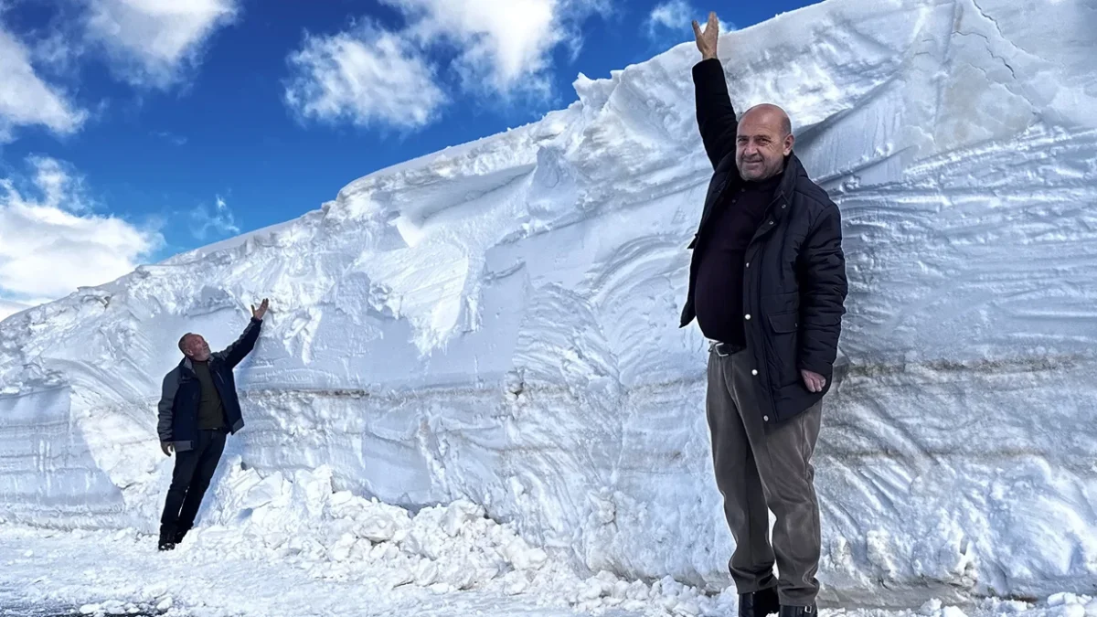 Mart Sonunda Kış Geri Geldi, Yollar Kapandı