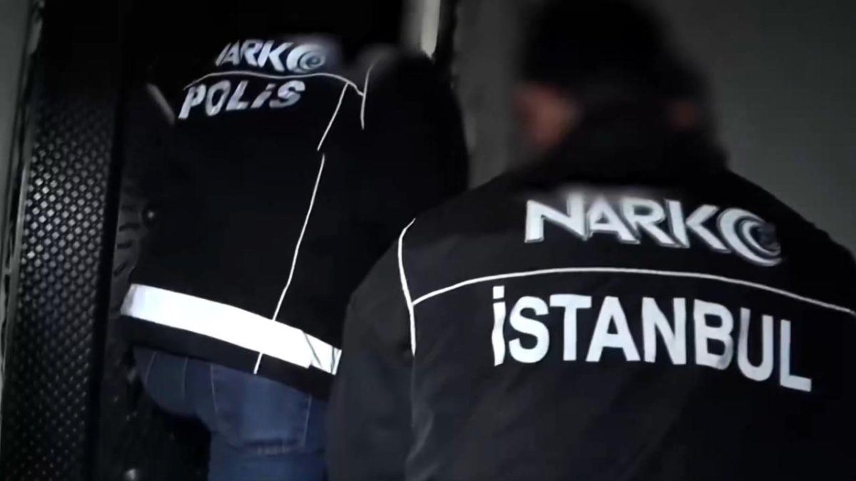 İstanbul'da Zehir Tacirlerine Operasyon: 3 Gözaltı