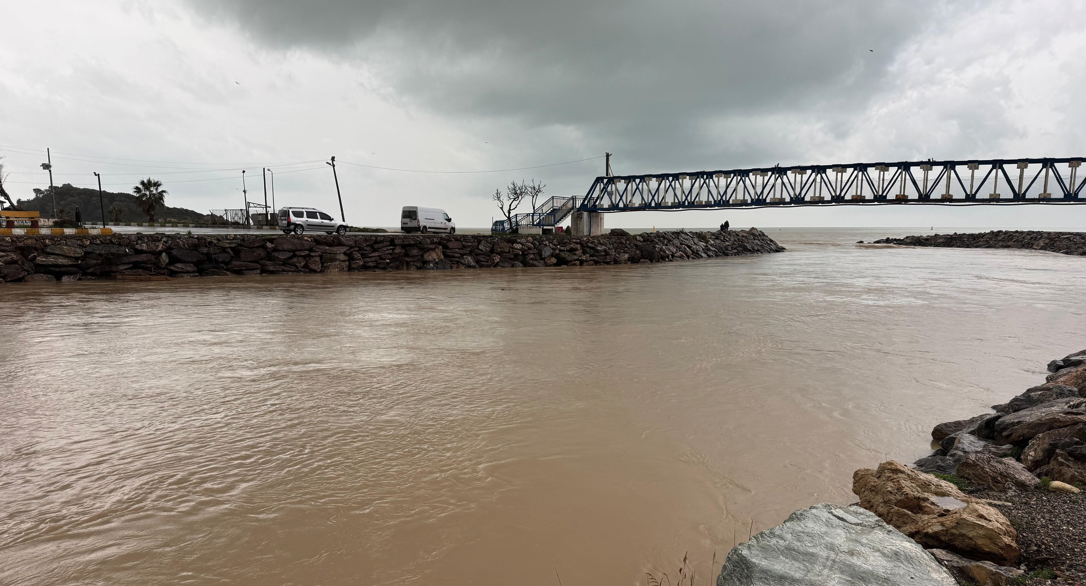 Bozyazı Sel Riskine Karşı Teyakkuzda