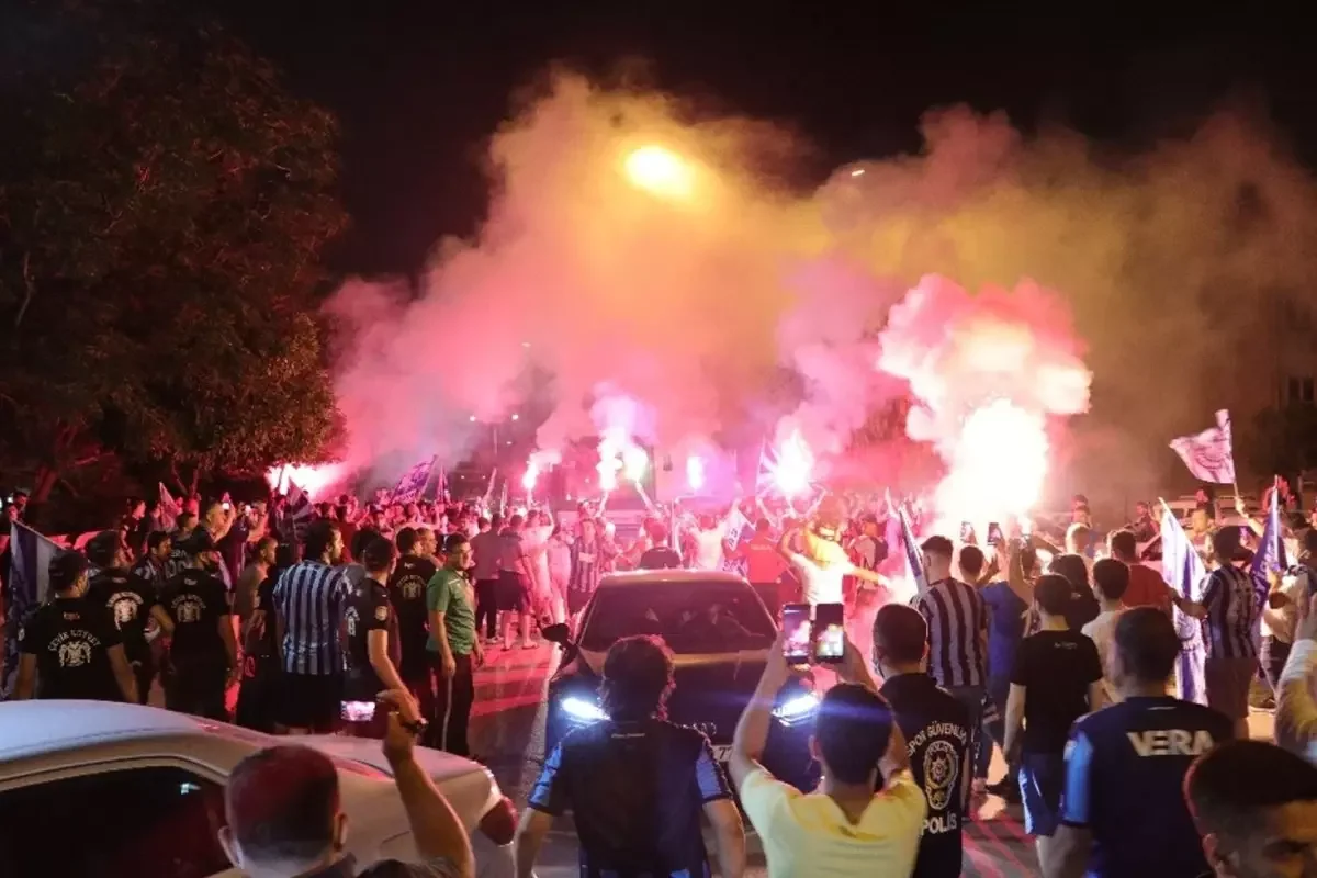 Türk Futbolunda Tarihi Olay! 