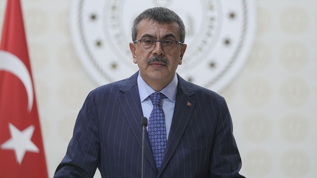 Bakan Tekin: İhmali Olan Kim Varsa Gözünün Yaşına Bakılmayacak